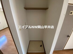 フロリアーデ梅島Aの物件内観写真